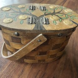Vintage 1960s "Money Tree" Wood Box Purse (Gary Gail Daillas Typo Replica).