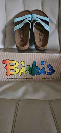 Birkenstock (Women's) Size 7