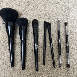It Cosmetics Makeup Brushes Total 7 Brushes 