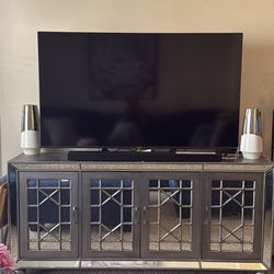 Mirrored Tv Stand