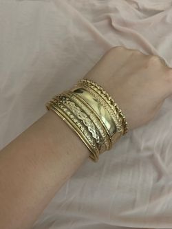 10 piece gold color bracelet
