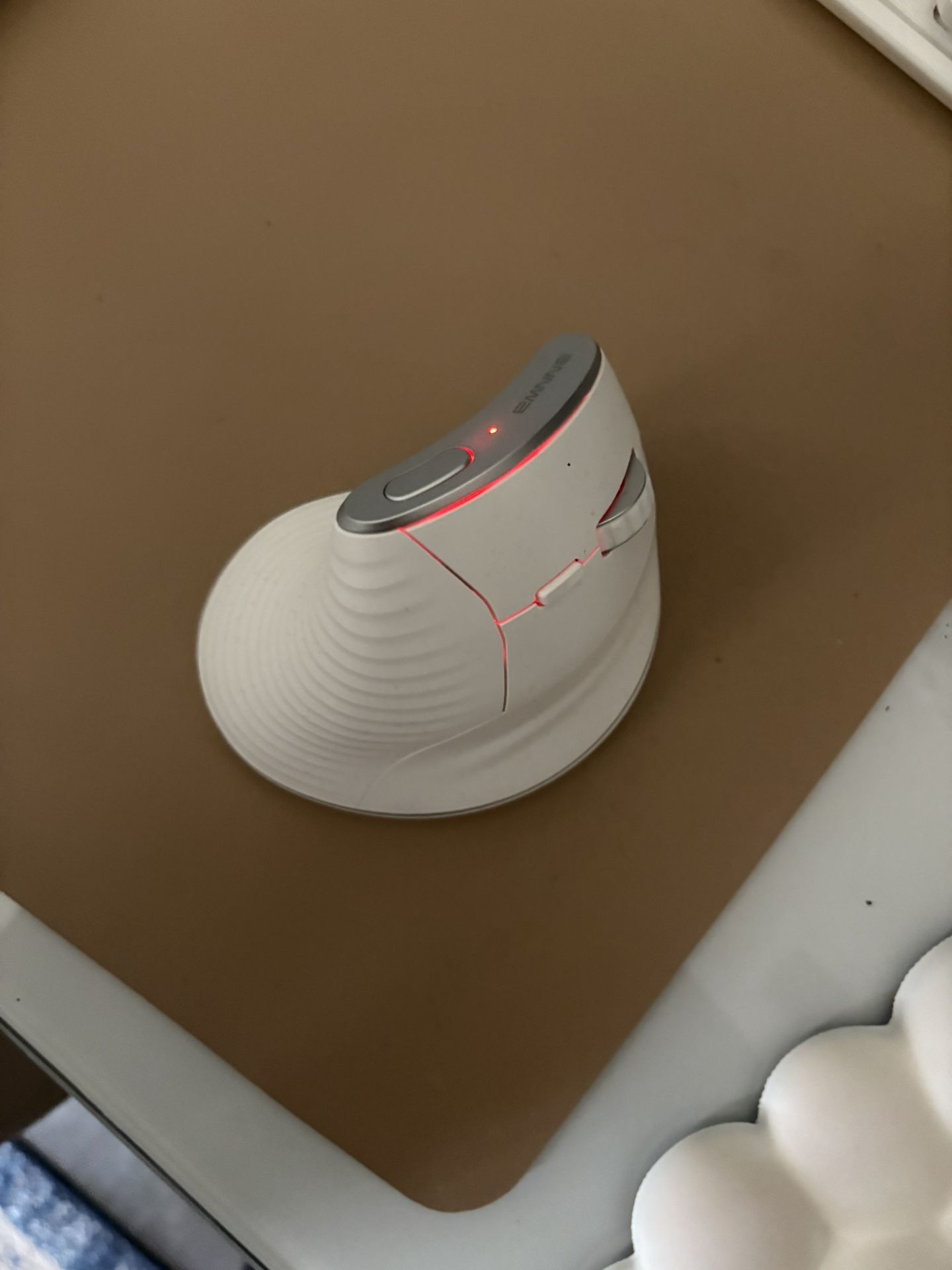 Bluetooth Ergonomic Mouse
