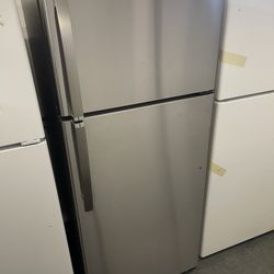 Ge Top Freezer Refrigerator 
