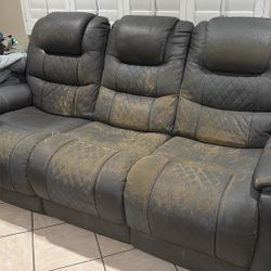 Free Couch 