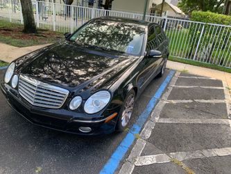 2009 Mercedes Benz E350 Clean Title
