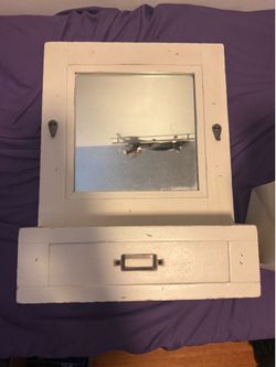 Organizer/Mirror