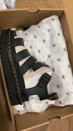 Women’s sandals