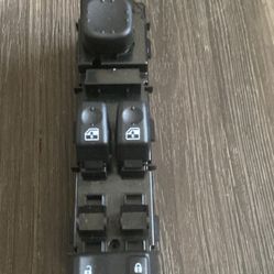 2003 GMC Sierra Drivers Side Door Switch Panel 