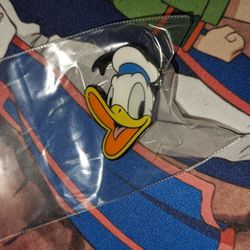 Donald Duck Enamel Pin Mystery Disney Box 