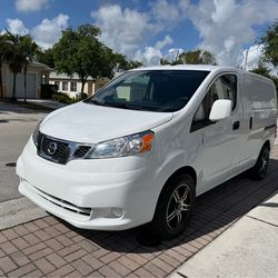 2020 NISSAN NV200 CARGO VAN PERFECT CONDITIONS