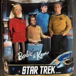 Barbie And Ken Star Trek Doll Gift set NIB