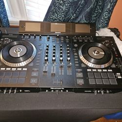 Numark NS73 With Heavy Duty Case(Pick up only)