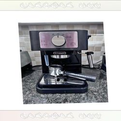 within place Café Style Espresso Maker Bring the Coffee Shop Home