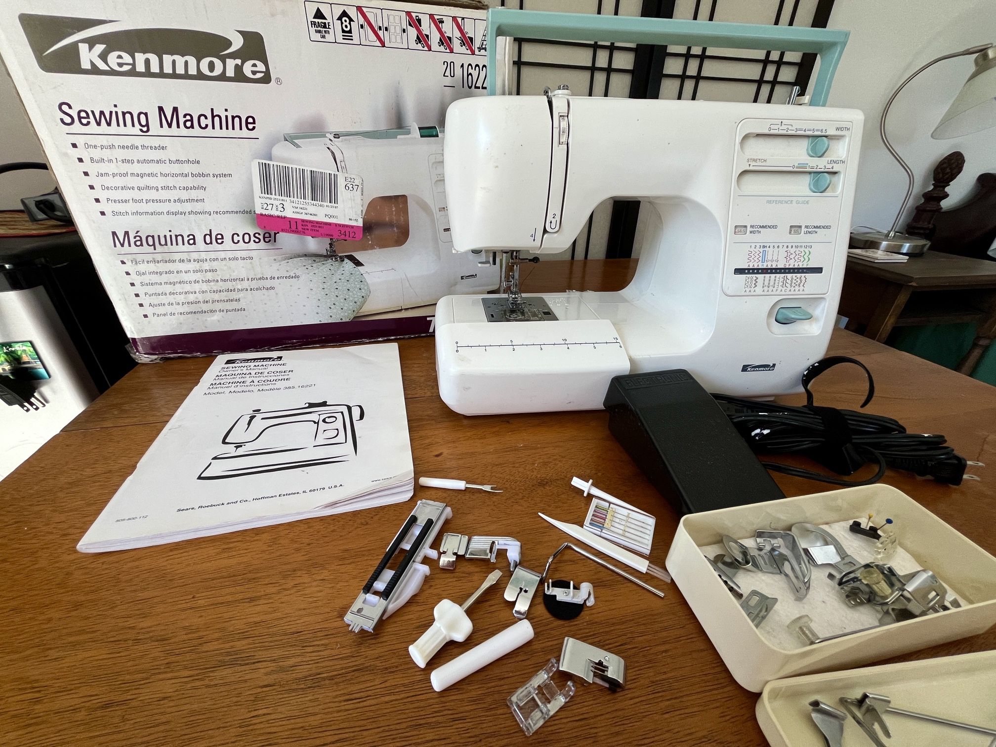 Kenmore 74-stitch Sewing Machine With All Components