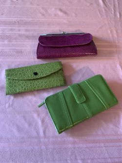 3 wallets