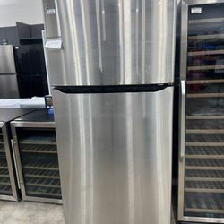 Refrigerator - Refrigerador  - Nevera 