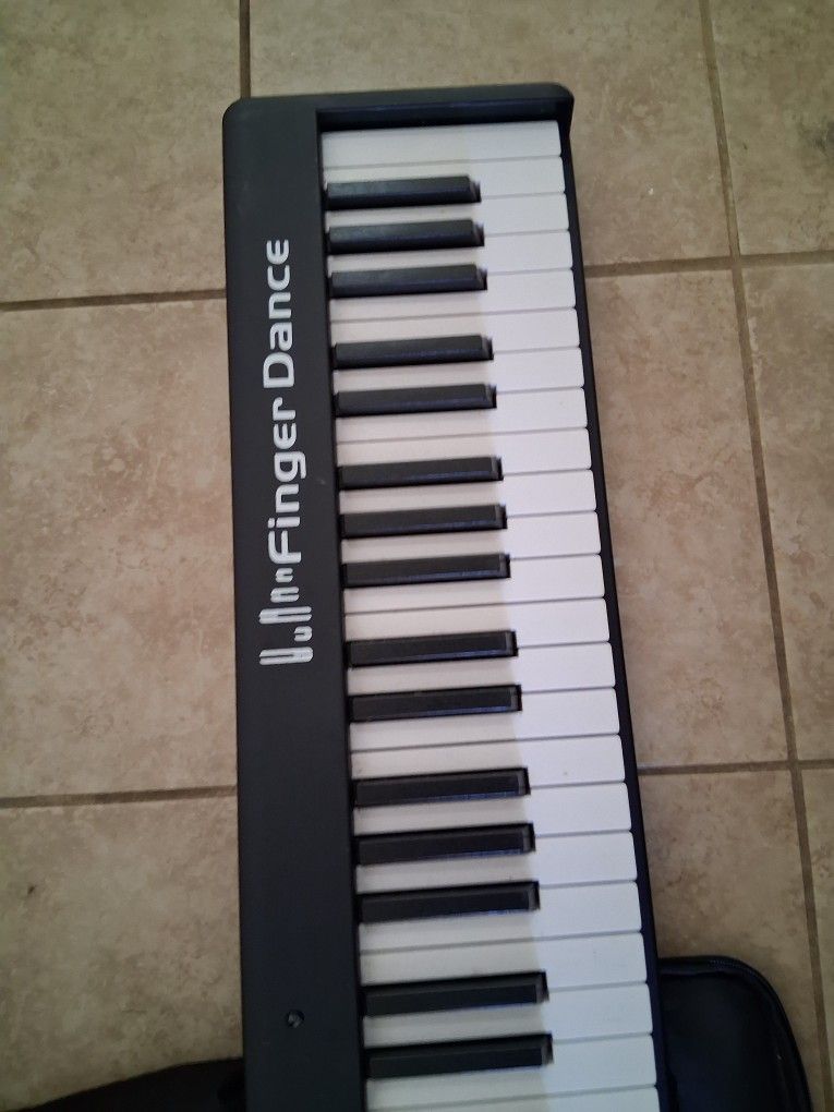 Finger dance Foldable Electric Keyboards