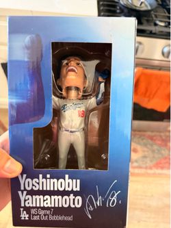 Yoshinobu Yamamoto bobble head