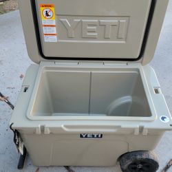 YETI Cooler 50qt