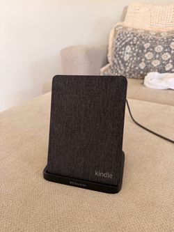 Amazon Kindle E-Reader with Fabric Cover and charger