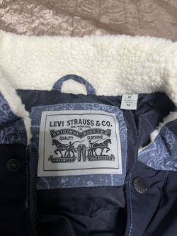 New Blue Levi's Men's Mixed Media Quilted Puffer Jacket with Sherpa Lined Collar (Size Medium)