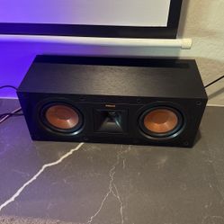 Klipsch R-25C Speakers. (Set of 2)