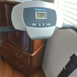 Avari Treadmill 