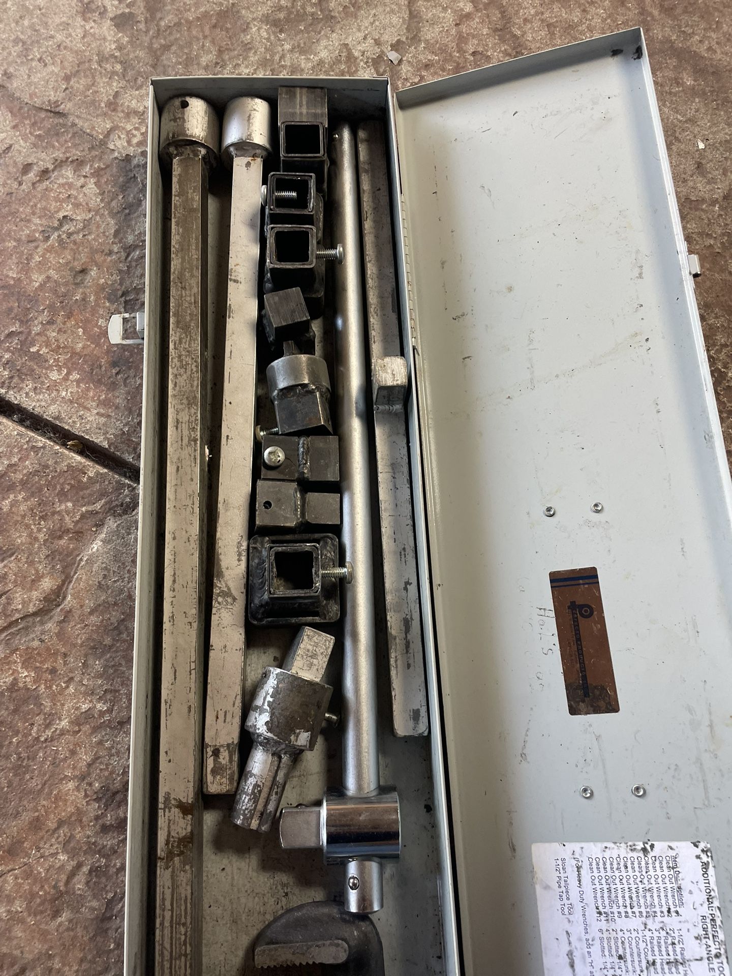 RIGHT ANGLE WRENCH