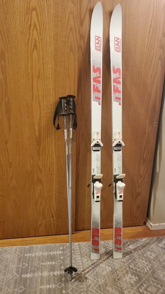 Elan i975 Snow Skies