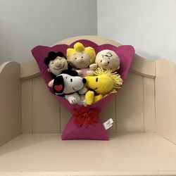 Peanuts Gang Valentines Plush Bouquet 💐💕
