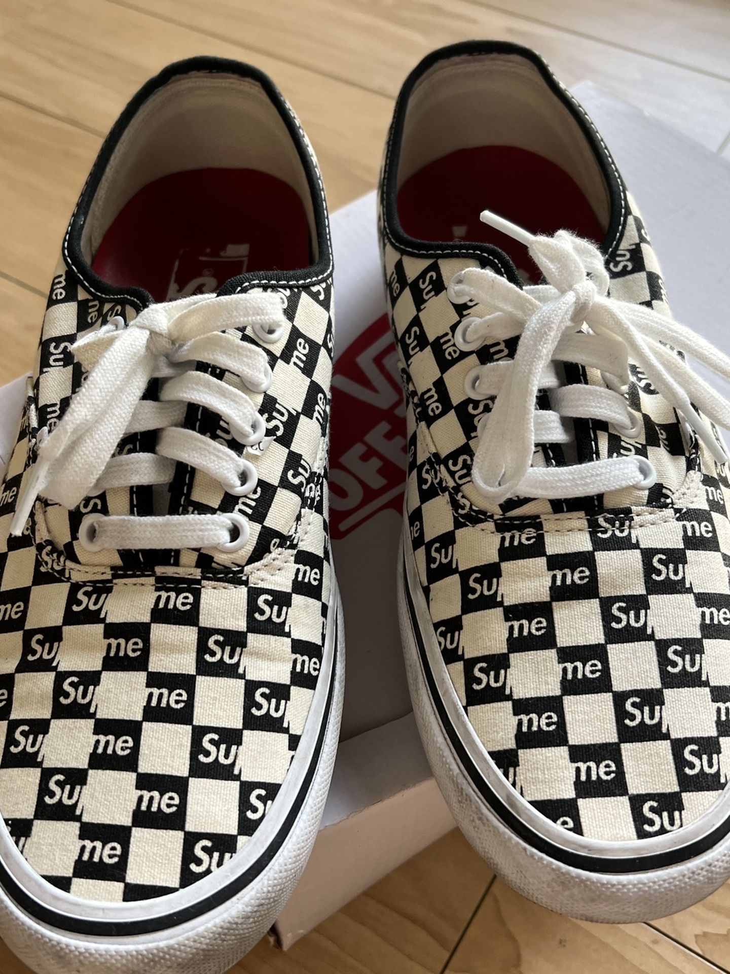 Authentic Supreme Vans Checkered Men Size 9