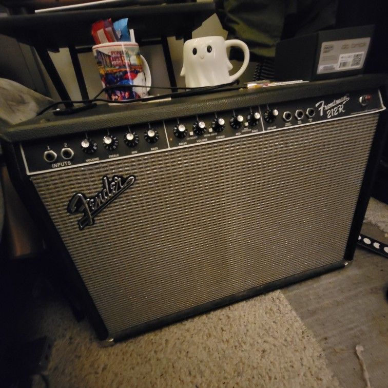 Modified Fender Frontman 212R
