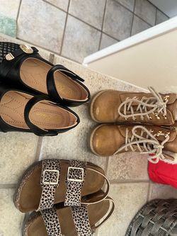 Girls shoes