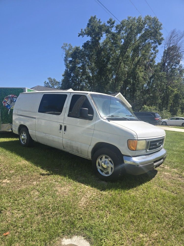 2006 Ford Econoline