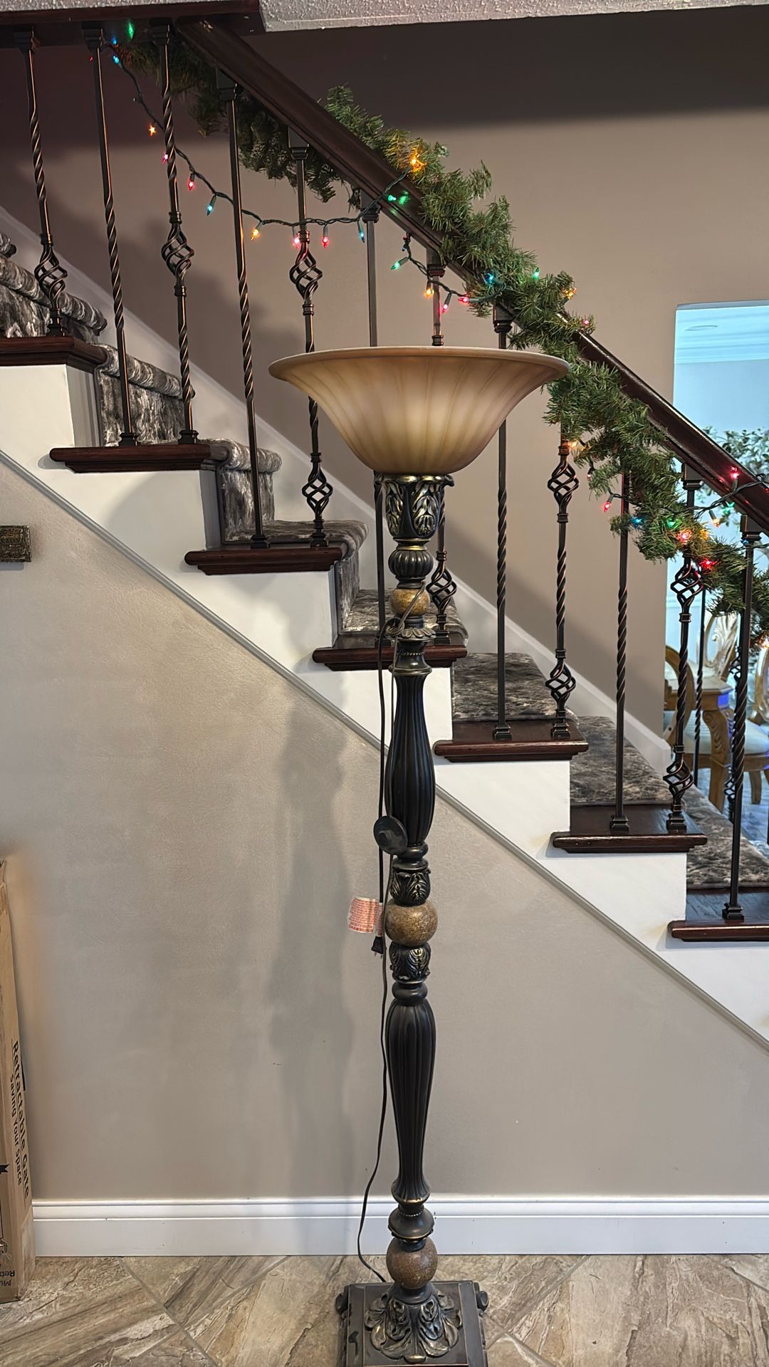 Standing Lamp 6’ Tall