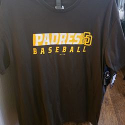 Padres Shirt size XL