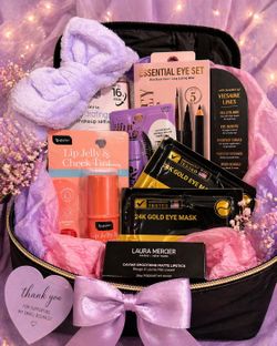 Coquette Luxury Makeup Bundle w/ Laura Mercier