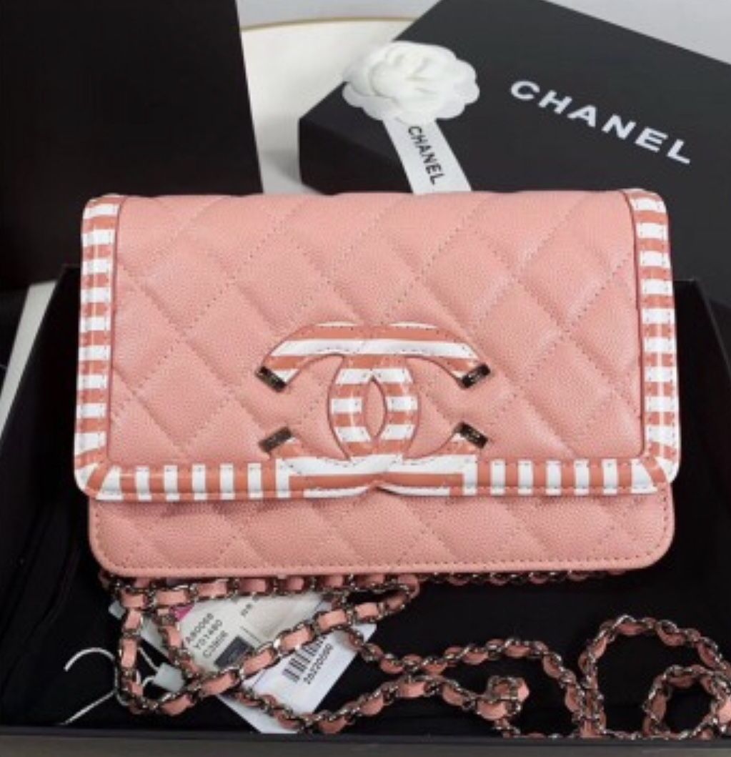 Chanel shoulder bag