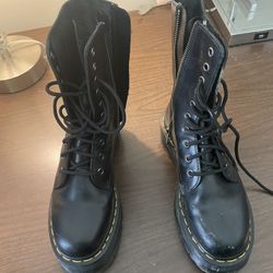Doctor Martens Boots