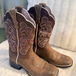 ARIAT  Woman’s Boots Size 6 