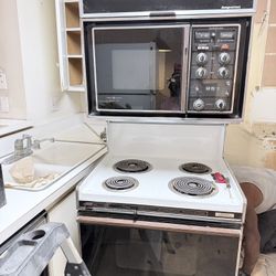 Free Stove Oven Microwave And Dishwasher 