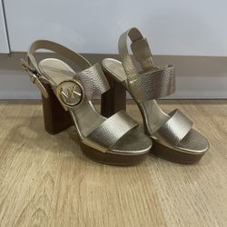 Michael Kors Metallic Gold MK Logo Platform Heels Size 6