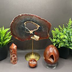 Carnelian Slab 269 g 6.5” x 4” including stand, Tower 103 g 5.1 inches, Egg 366 g 4.8” x 4”, Boba 50 g