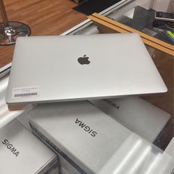 2018 15”MacBook Pro I7 32gb Ram 512ssd