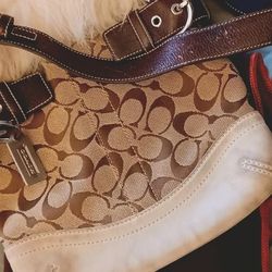 PURSES NEW DOONEY & BURKE W/DUSTBAG COINPURSE & KEYCHAIN, CO~ach, VERA BRADLEY