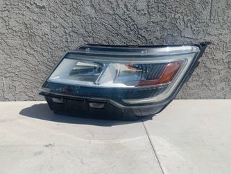 Ford Explorer Left Driver Headlight