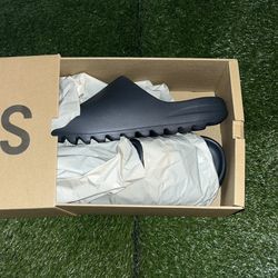 Yeezy Slides