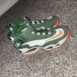 Nike Shoes For Sale Size 5