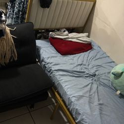 Cama Con Colchon