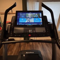 MOVING Must Go: Nordic Track Treadmill-Commercial X22i + Weight Set